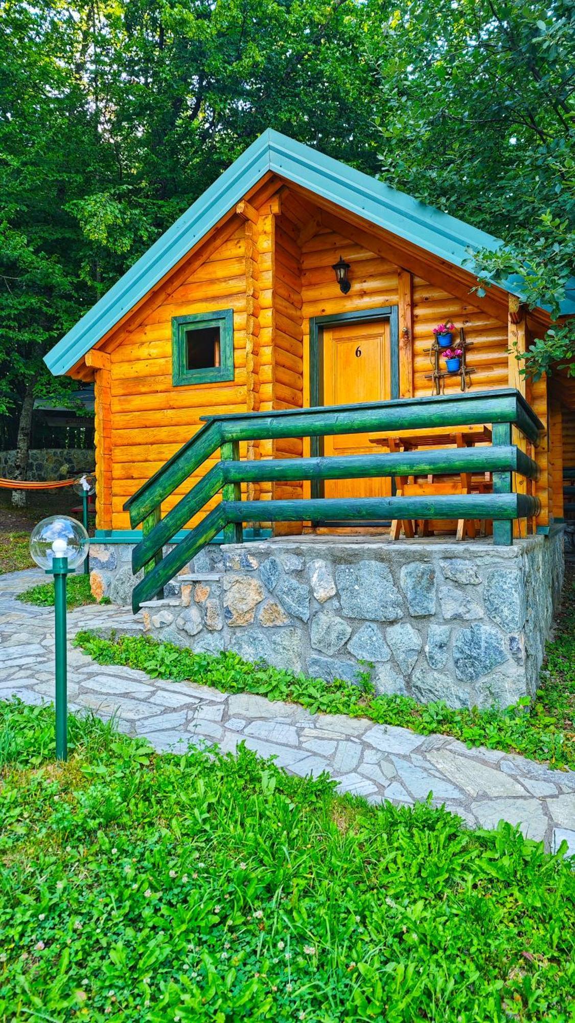 Kozak Apartments & Restaurant Мойковац Екстер'єр фото